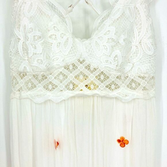 Rebellion Again White Lace Embroidered Maxi Dres XL - Picture 8 of 10